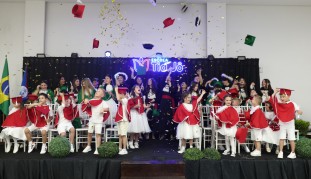 Jardim 3, 5º ano e 9º ano se Formam na Escola Tia Jô!