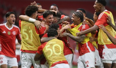 Inter vira e estreia no Gauchão com vitória