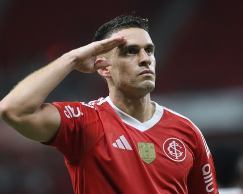 Inter faz 4 a 2 sobre o Grêmio no primeiro Gre-Nal do ano