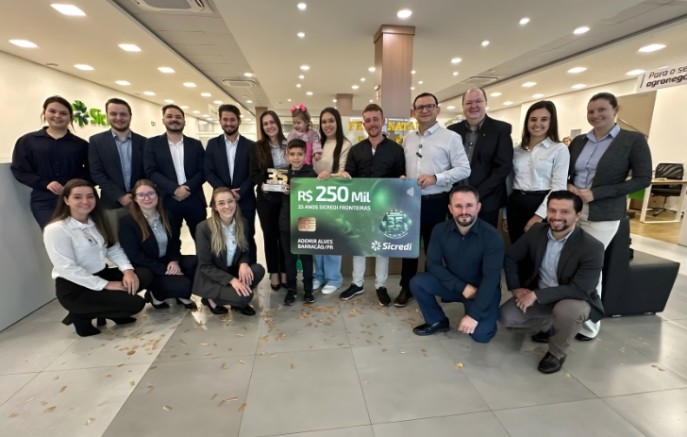 Ademir Alves é contemplado com prêmio de R$ 250 mil em campanha dos 35 anos do Sicredi Fronteiras