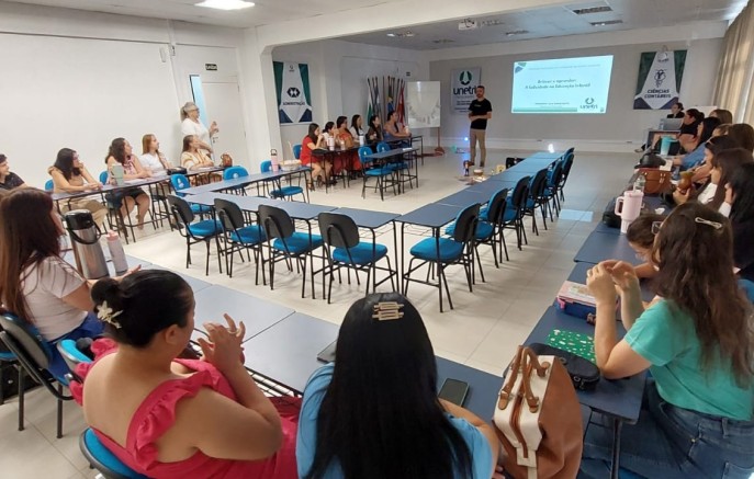 Projeto de capacitação dos docentes da rede municipal de Dionísio Cerqueira