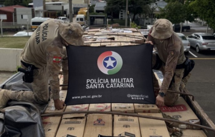 Polícia apreende cerca de 180 mil maços de cigarros e 7 mil garrafas de vinho