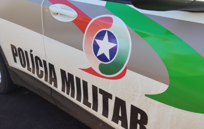 Foragido por roubo é preso durante patrulhamento