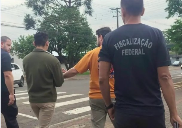 Homem é preso pela Polícia Civil após tentar obter registro profissional com documentos falsos