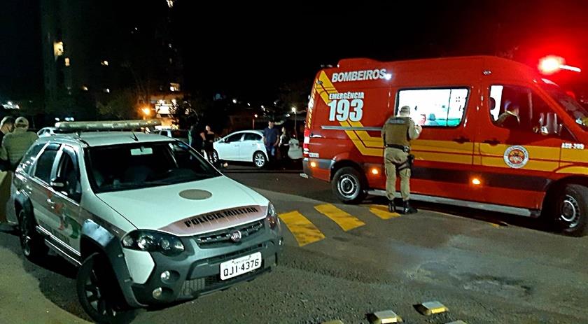 Motociclista empina, derruba passageira e foge em São Miguel do Oeste