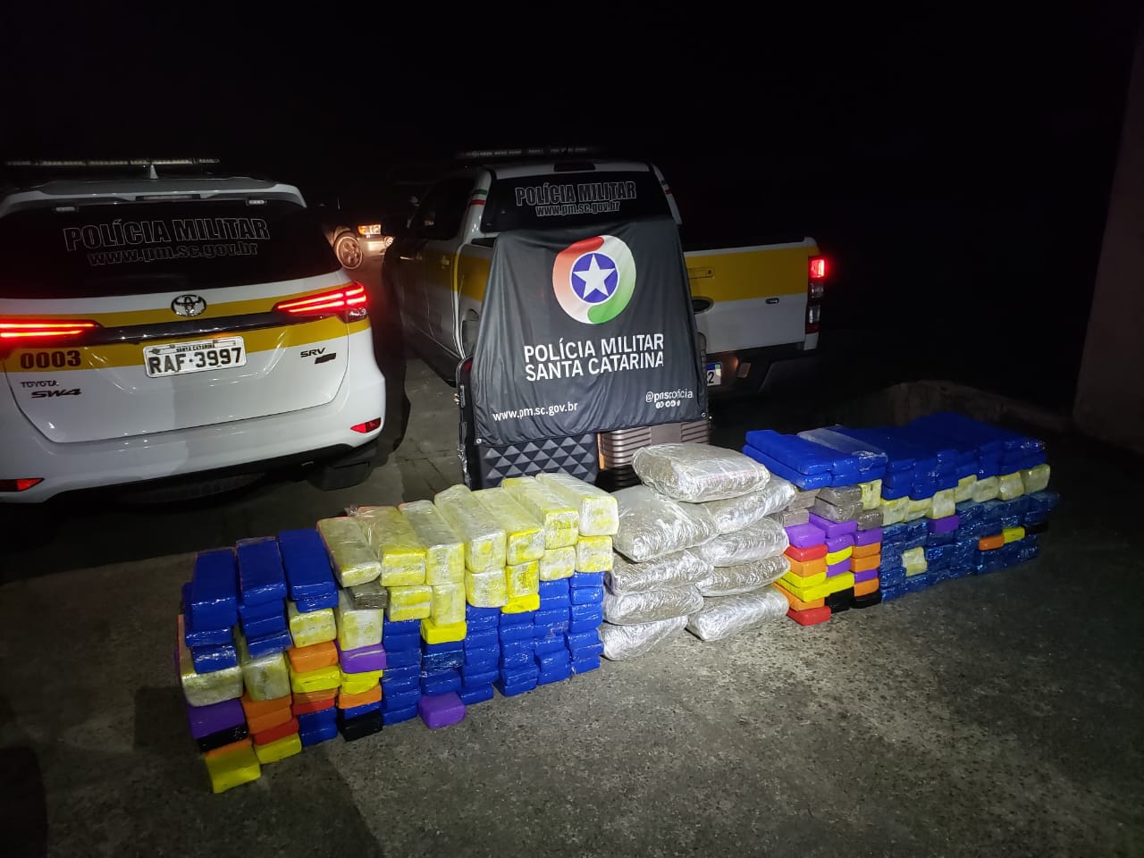 Cerca de 170 kg de maconha são apreendidos em ação policial na BR-101