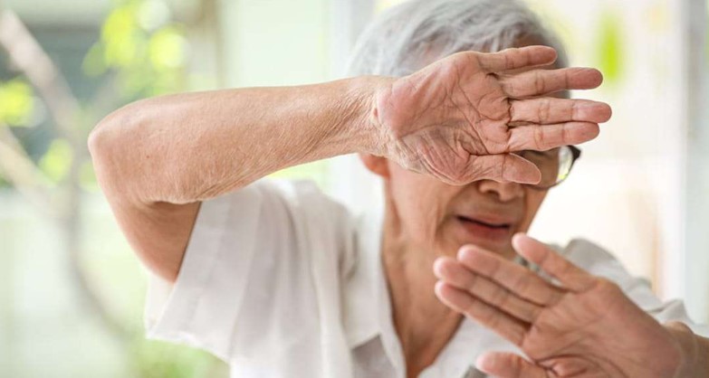 Idosa é brutalmente agredida e marido é preso após tentativa de feminicídio