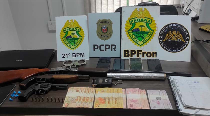Cinco pessoas são presas pela Polícia após operação contra o tráfico de drogas