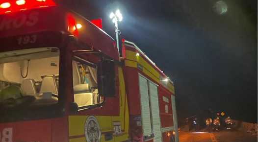 Motorista fica ferido após caminhão sair da pista na SC-283
