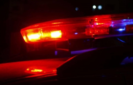 Homem é preso em flagrante por agredir mulher e quebrar móveis em casa