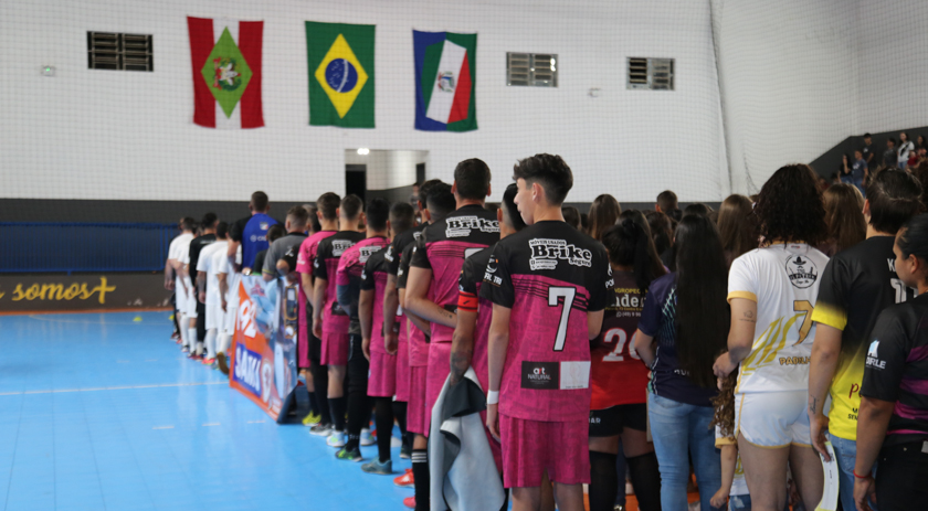 MUNICIPAL DE FUTSAL: Dois jogos do feminino e um do masculino hoje