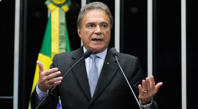 MDB confirma Álvaro Dias como pré-candidato ao Senado pelo Paraná