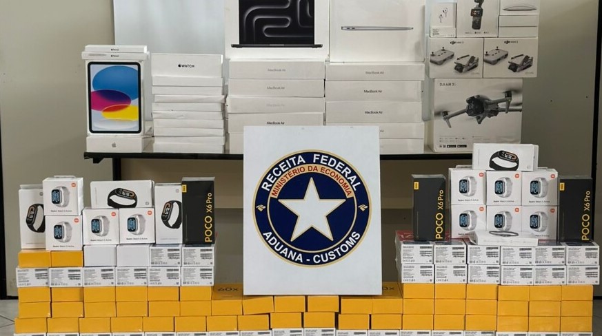 Operação da Receita Federal apreende diversos eletrônicos