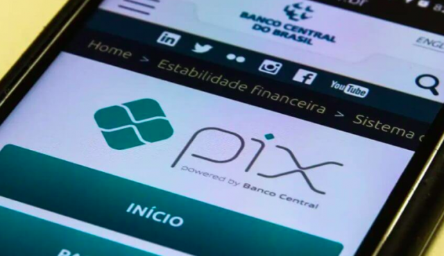 Pix vai ser taxado? Entenda as regras para 2024