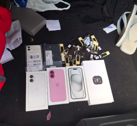 Polícia apreende R$ 13 mil em produtos do Paraguai durante abordagem na SC-160