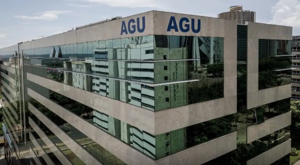 AGU pede suspensão imediata do afastamento de diretor-geral da PF