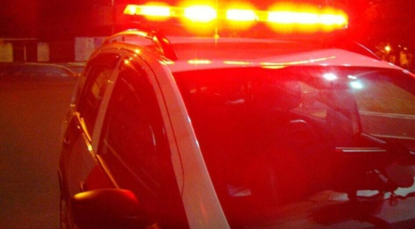Homem é atacado e jogado em açude com pesos amarrados no corpo