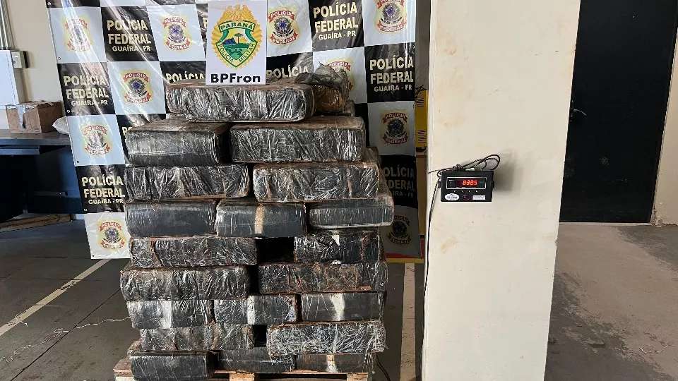 Jovem de 19 anos é preso com mais de 800 kg de maconha