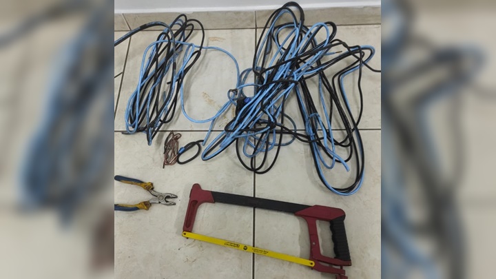 Polícia prende dois suspeitos de furto de fios