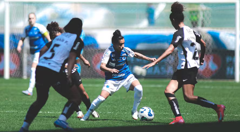 Corinthians e Cruzeiro empatam no primeiro jogo da final