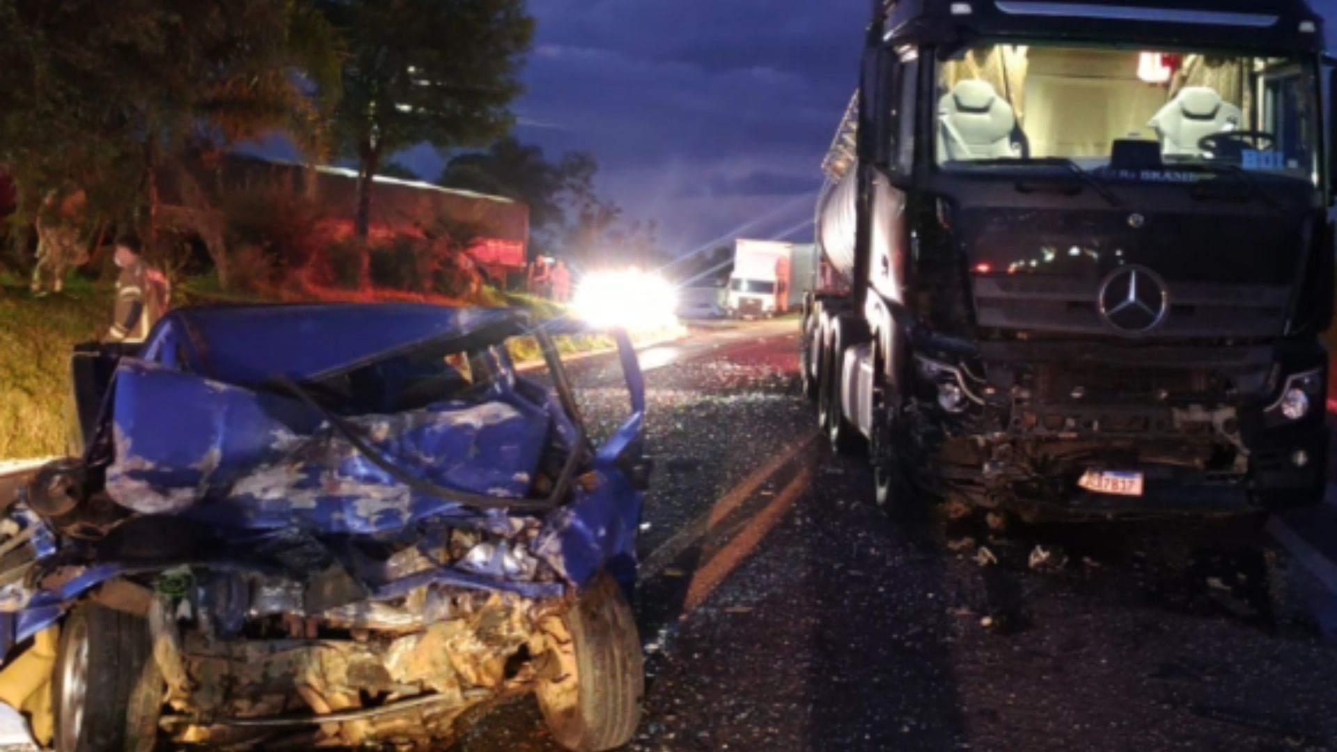 Acidente na BR-153 deixa vítima fatal na noite da última segunda-feira (30)