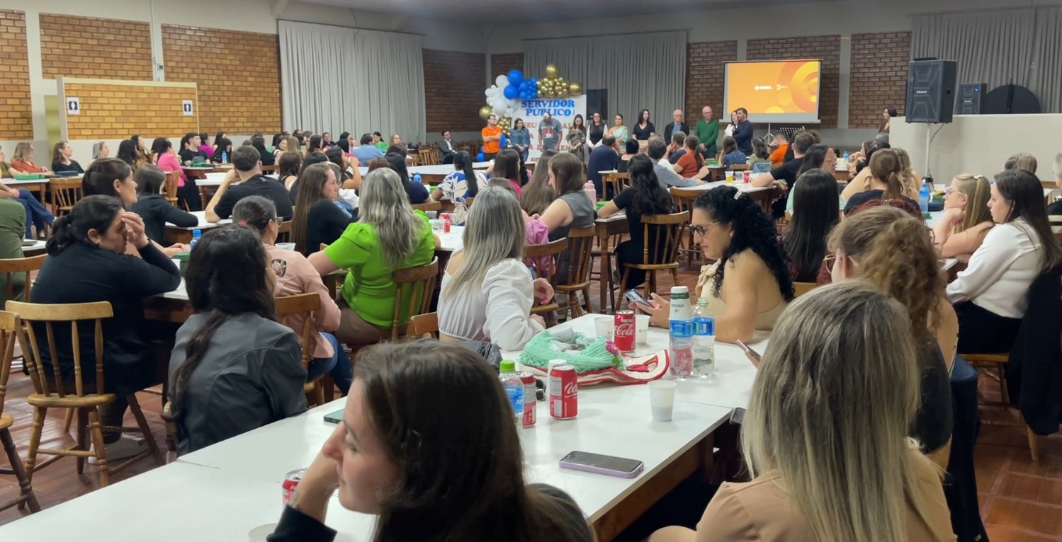 Administração realiza jantar em homenagem ao Dia do Servidor Público