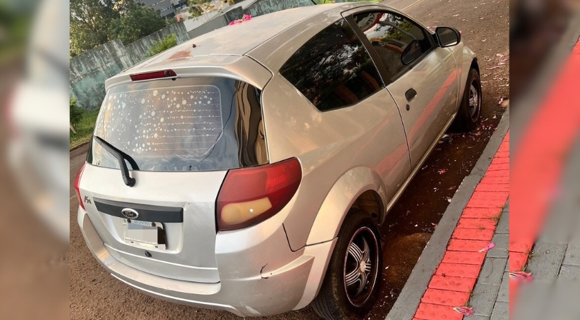 Veículo é furtado durante a madrugada em frente à Secretaria de Saúde