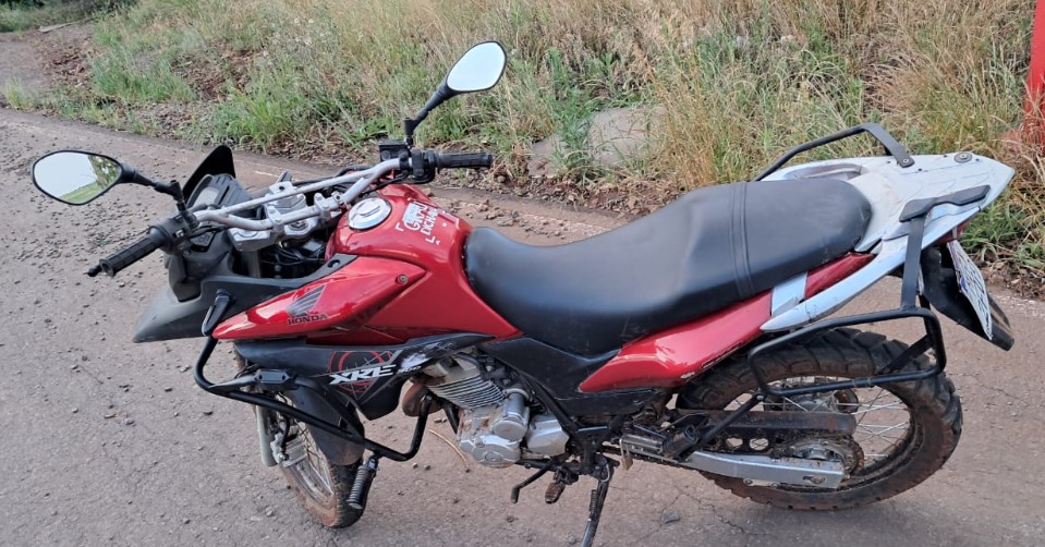 Motocicleta furtada é recuperada após tentativa de novo crime