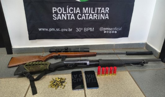 Mulher sofre ferimentos graves após ser agredida pelo marido