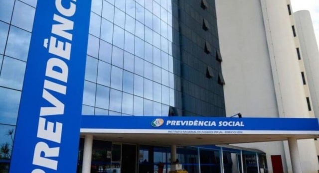 Redução de filas no INSS pode beneficiar 7,8 mil pessoas que esperam atendimento em SC