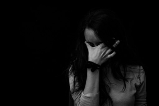 Agosto Lilás: além da física, veja outras formas de agressão contra mulheres e como agir