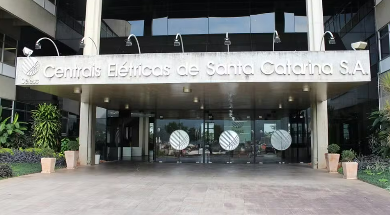 Celesc abre concurso público com salários de até R$ 6,9 mil e vale-alimentação de R$ 1,8 mil