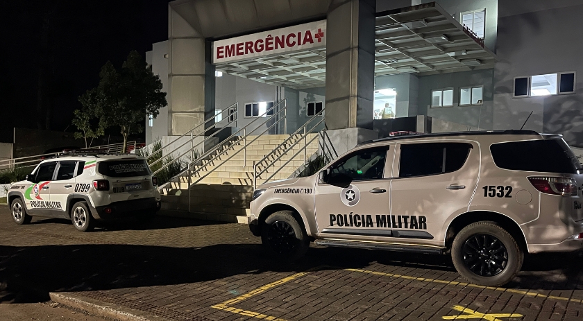Homem é ferido com arma branca e caminhava com vísceras expostas no bairro Aeroporto
