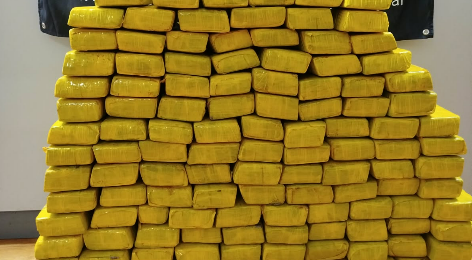Homem e mulher são presos com 82 quilos de maconha