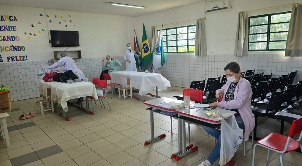 Escolas recebem ações de prevenção e cuidados com a saúde bucal