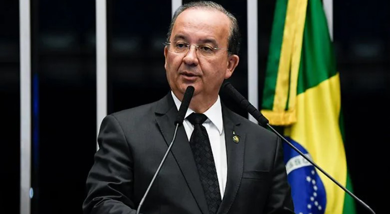Governador de Santa Catarina coloca equipes do Estado à disposição para auxiliar vítimas de terremoto na Venezuela