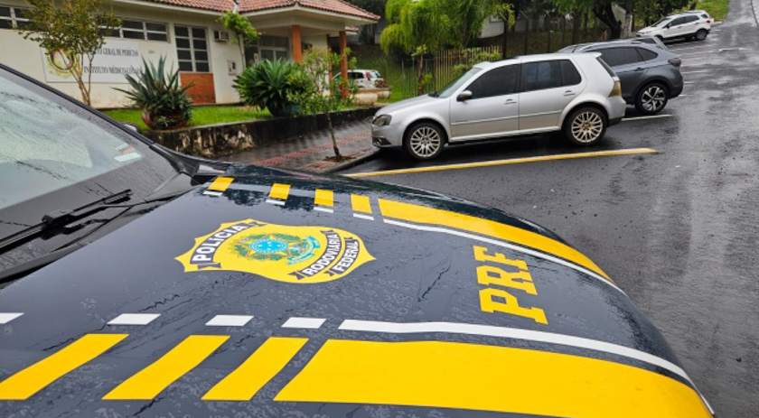 Homem é preso por furtar o próprio carro