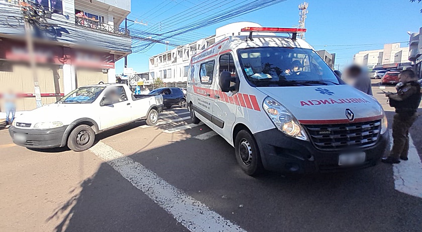 Mulher é atropelada na Rua Minas Gerais