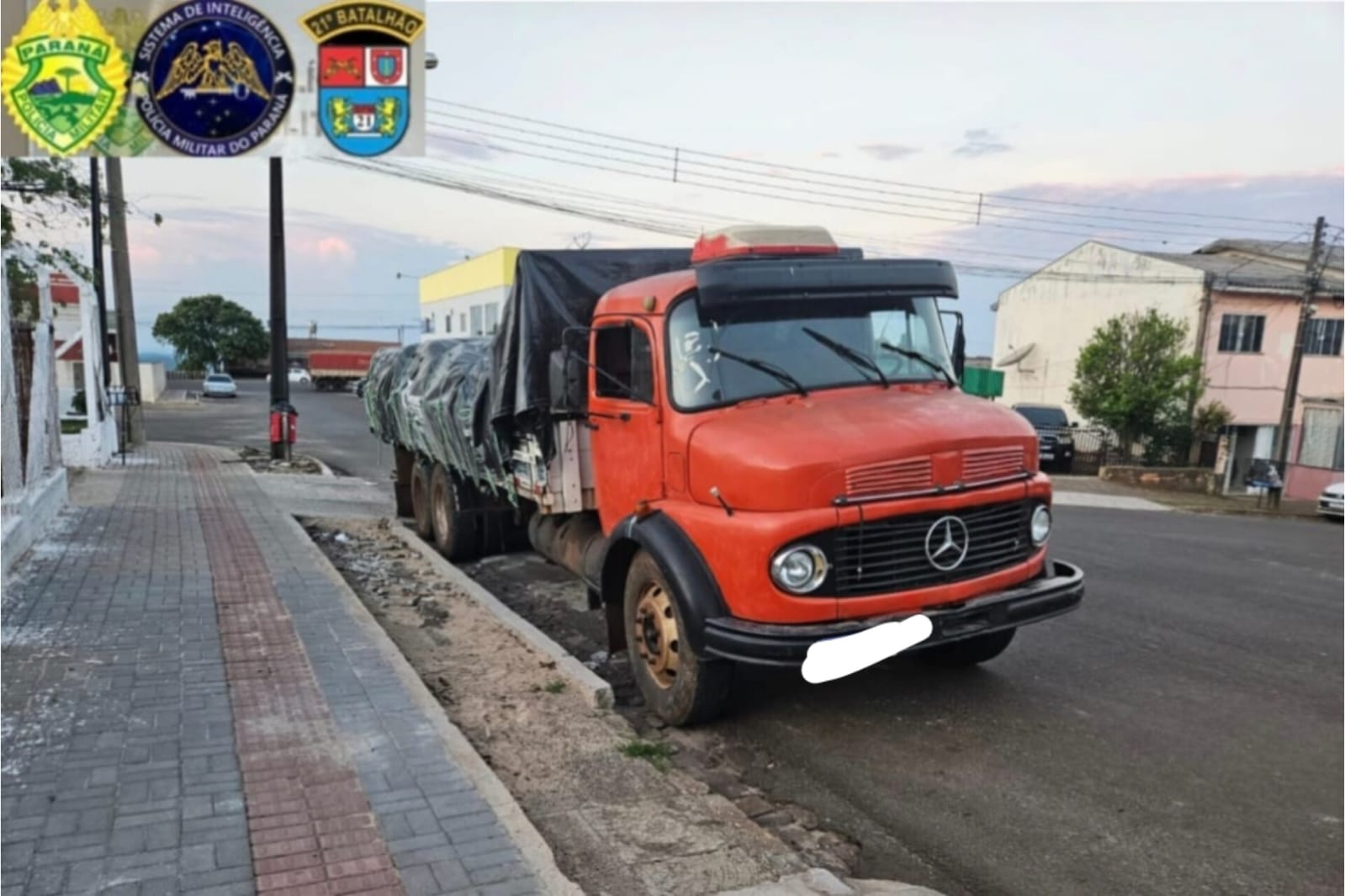 Caminhão carregado com farinha é apreendido entre Bom Jesus do Sul e Barracão