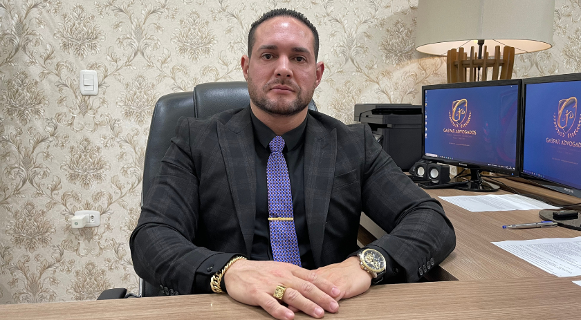 Advogado explica possíveis punições que atleta poderá sofrer por agredir  árbitro na semifinal do Cerqueirense