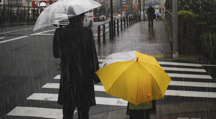 Ciclone traz temporais, ventos de até 90 km/h e risco de alagamentos em SC
