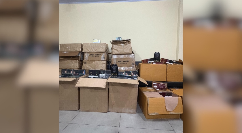 ROTAM apreende R$ 430 mil em cigarros contrabandeados; condutor do veículo é preso