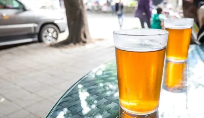 Por trás das cervejas zero: mestre-cervejeiro revela como a indústria preserva o sabor da bebida, mas sem álcool
