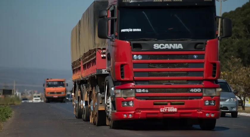 Câmara aprova exame toxicológico pelo SUS para motoristas profissionais