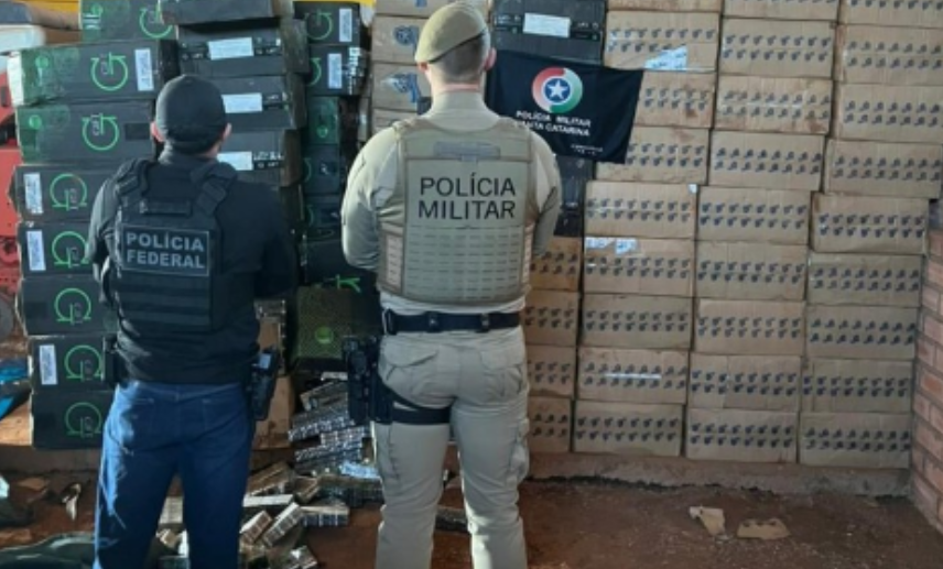 Dois homens são presos e mais de 95 mil maços de cigarros são apreendidos no interior