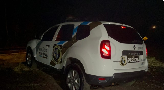 Homem é encontrado morto em residência