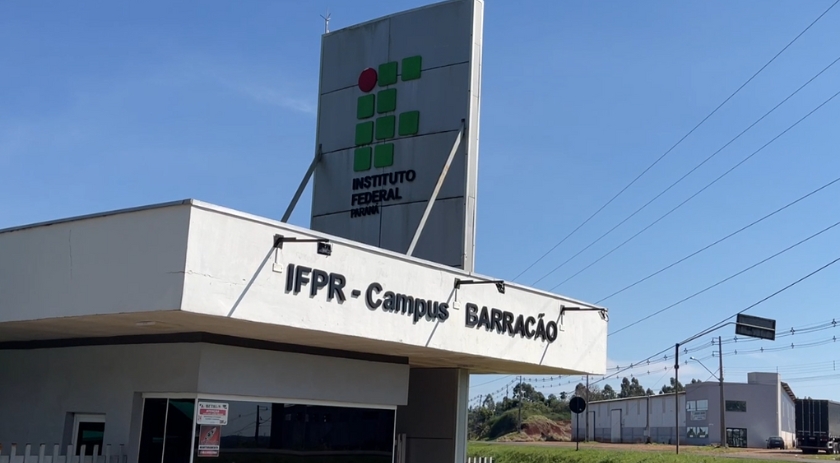 Últimos dias para inscrições na graduação de Comércio Exterior do IFPR