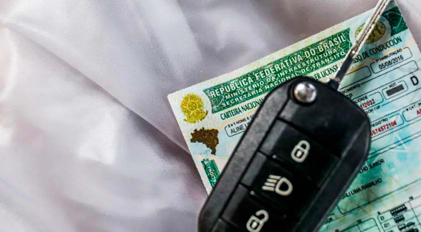 Mais de 121 mil motoristas "esqueceram" de retirar CNHs em SC