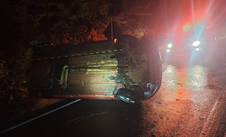 Carro sai da pista e polícia encontra 130 kg de maconha no Extremo-Oeste