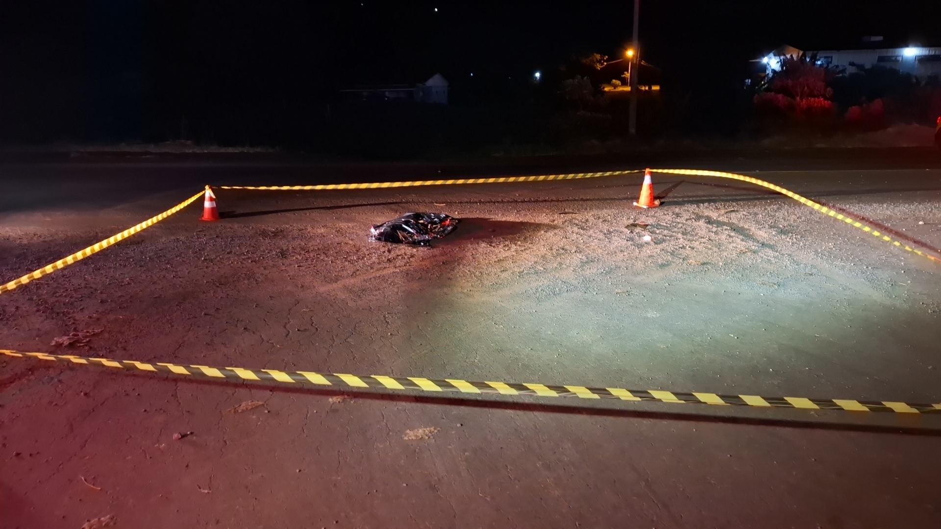Homem morre após ser atropelado na BR-163